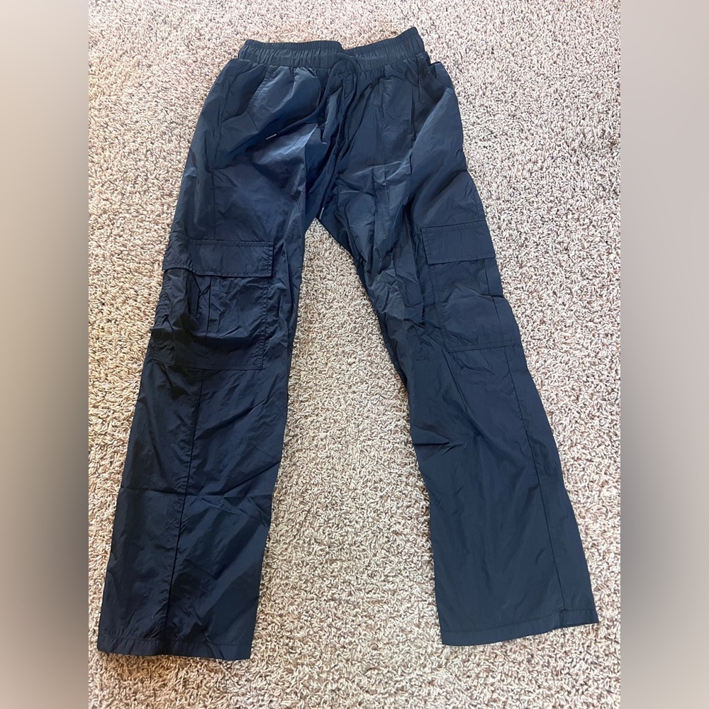 Princess Polly Nylon Elastic Waist Cargo Pant Black size 8